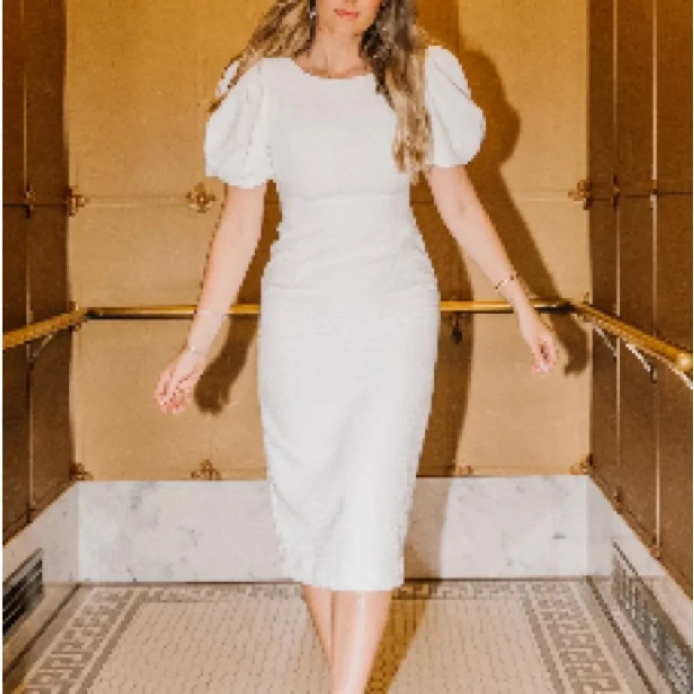 Ivy City Co “Holly” White Puff Sleeve Sheath Midi Dress - Picture 1 of 4